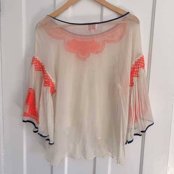 Sheer, flowy, and fluttery, blouse by Tracey Reese for Plenty - Picture 1 of 7